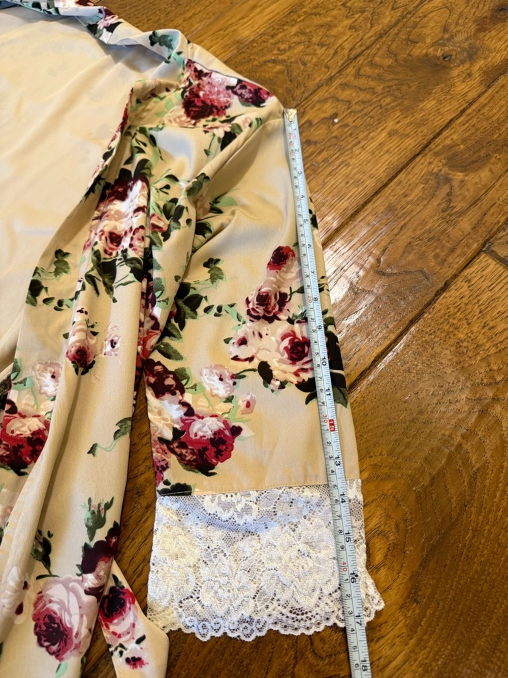 Floral Lace Robe Bridesmaid Getting Ready Boho Kimono Wrap Beige Roses POCKET - Picture 13 of 14